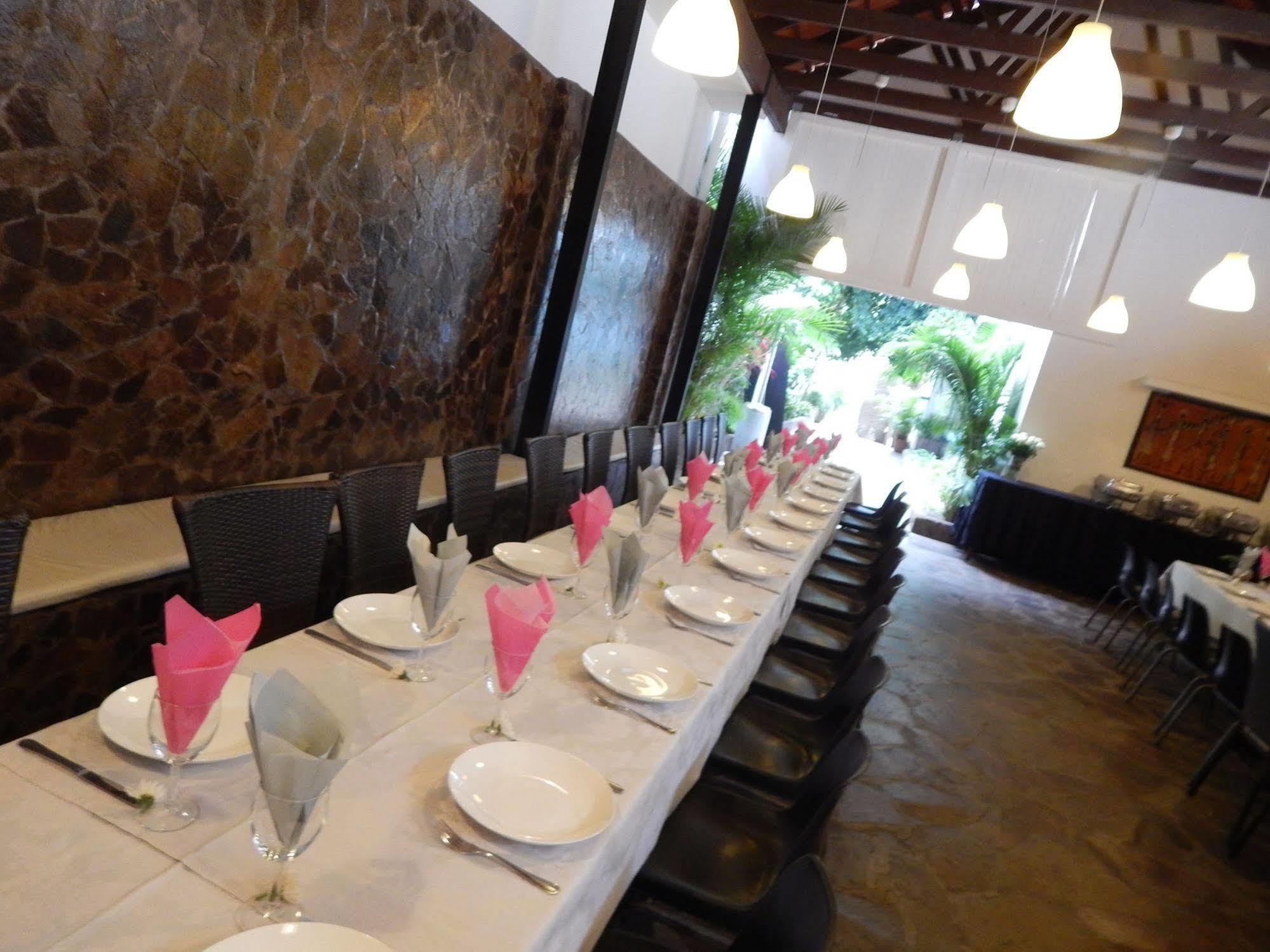 Jacaranda Guesthouse Maputo Kültér fotó